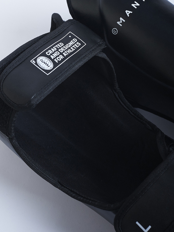 MANTO Shin Guards IMPACT black