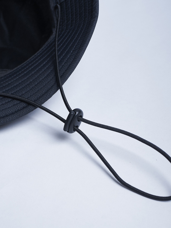 MANTO bucket hat LABEL 23 graphite