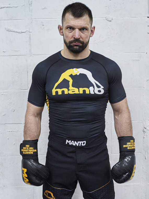 MANTO rashguard LOGO black