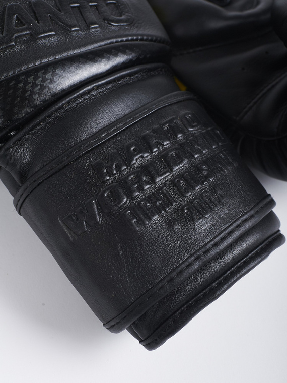 MANTO Boxhandschuhe CARBON