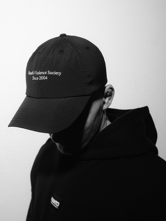 MANTO cap SOCIETY black