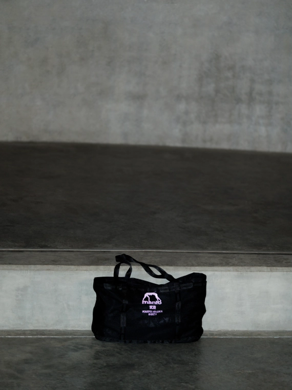 MANTO  mesh bag SOCIETY schwarz