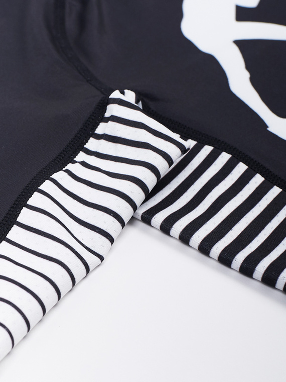 MANTO rashguard LOGO schwarz/weiss