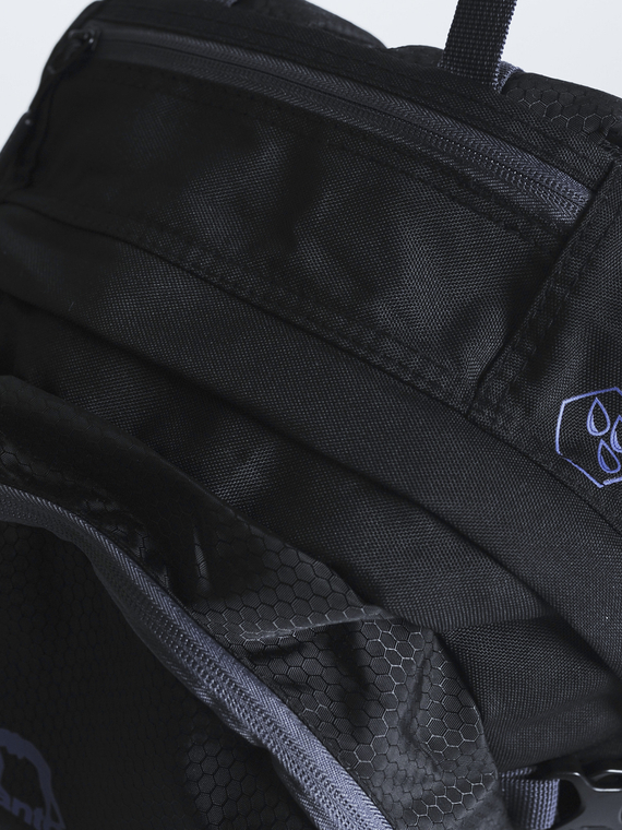 MANTO Rucksack CROSS schwarz 