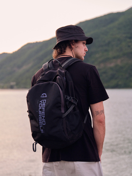 MANTO backpack CROSS black