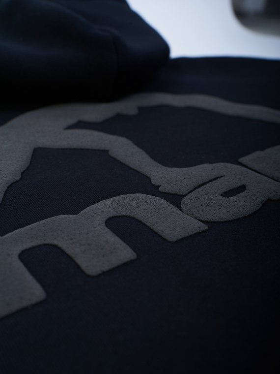 MANTO hoodie LABEL OVERSIZE black