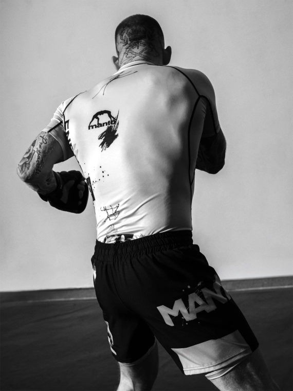 MANTO rashguard OVERCOME