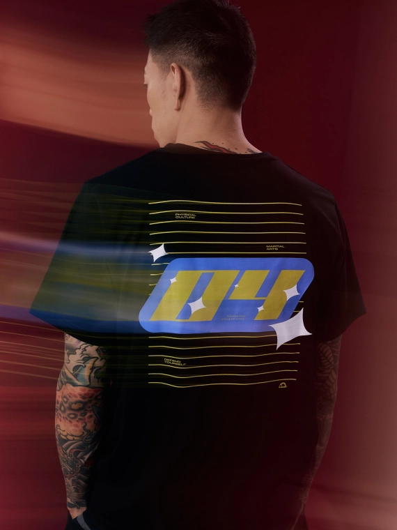 MANTO t-shirt RACING OVERSIZE schwarz