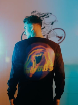 MANTO longsleeve BLUR schwarz
